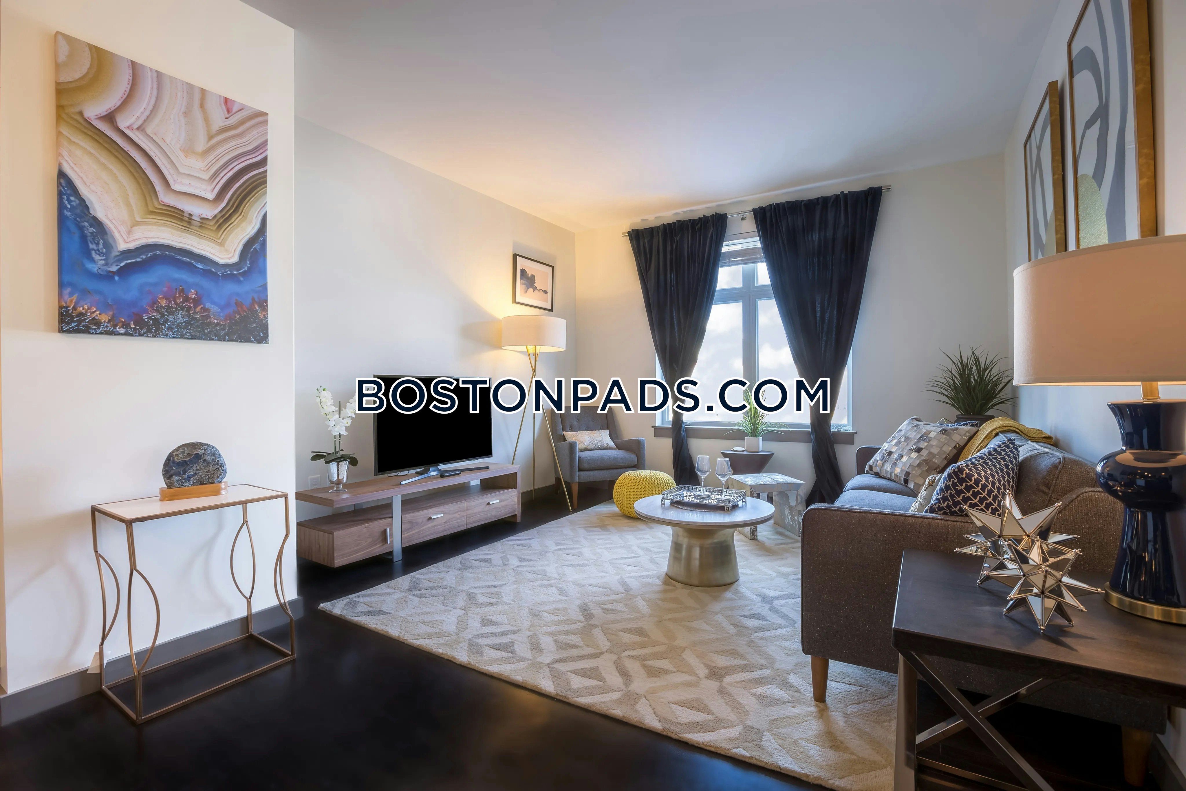 Quincy - 0 Beds, 1 Baths