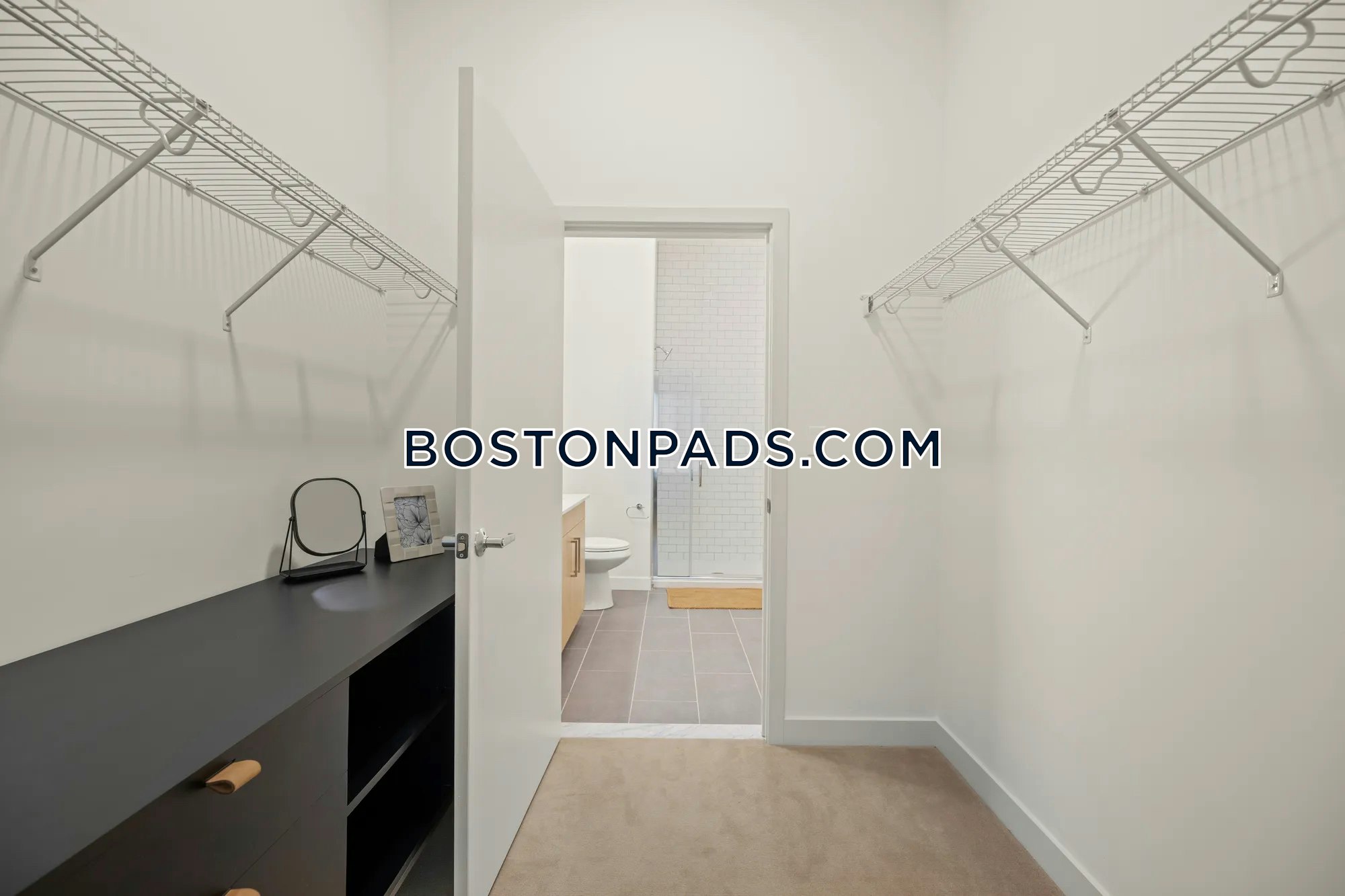 Newton - 0 Beds, 1 Baths