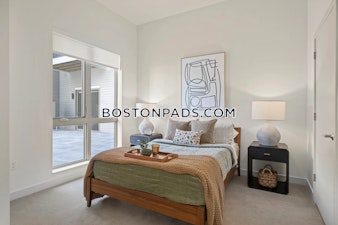 Los Angeles St. Newton