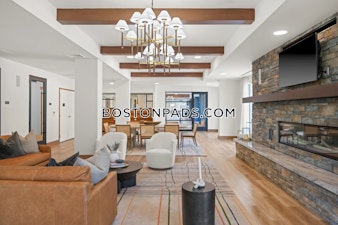 Los Angeles St. Newton