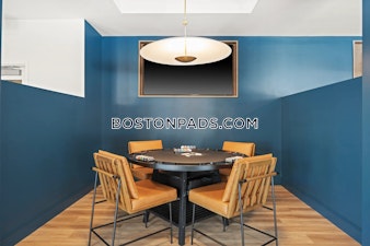 Los Angeles St. Newton