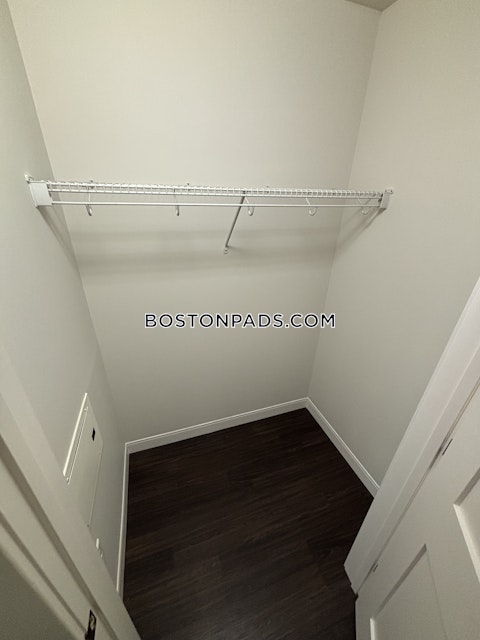 Brainerd Rd. Boston photo 7