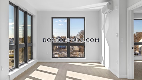 Rantoul St. Beverly photo 15