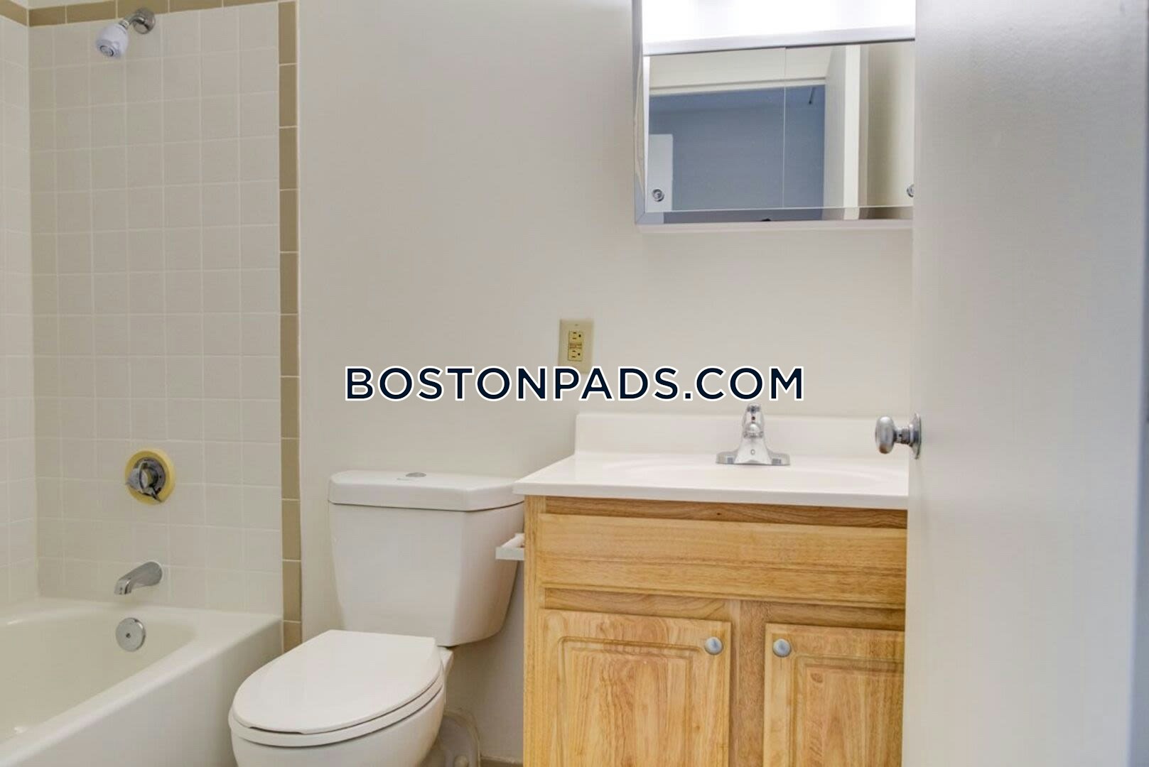 Chelsea - 2 Beds, 1 Baths