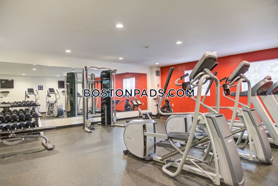 Chelsea - 2 Beds, 1 Baths