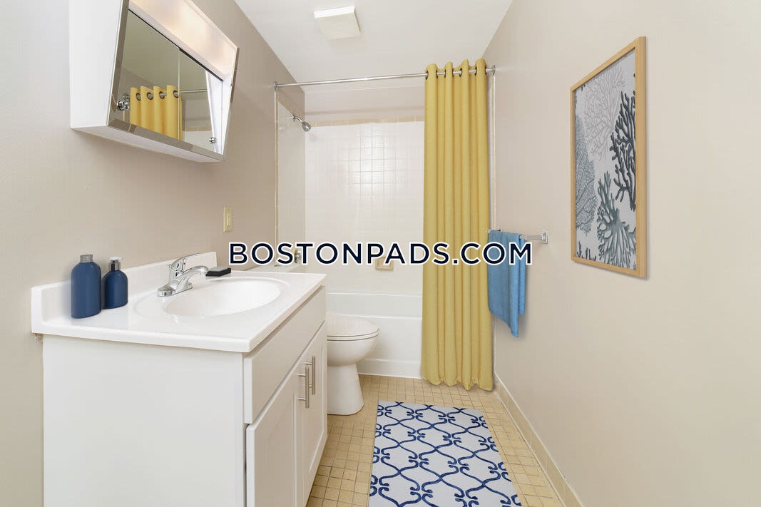 Chelsea - 2 Beds, 1 Baths