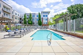 Rivers Edge Dr. Medford