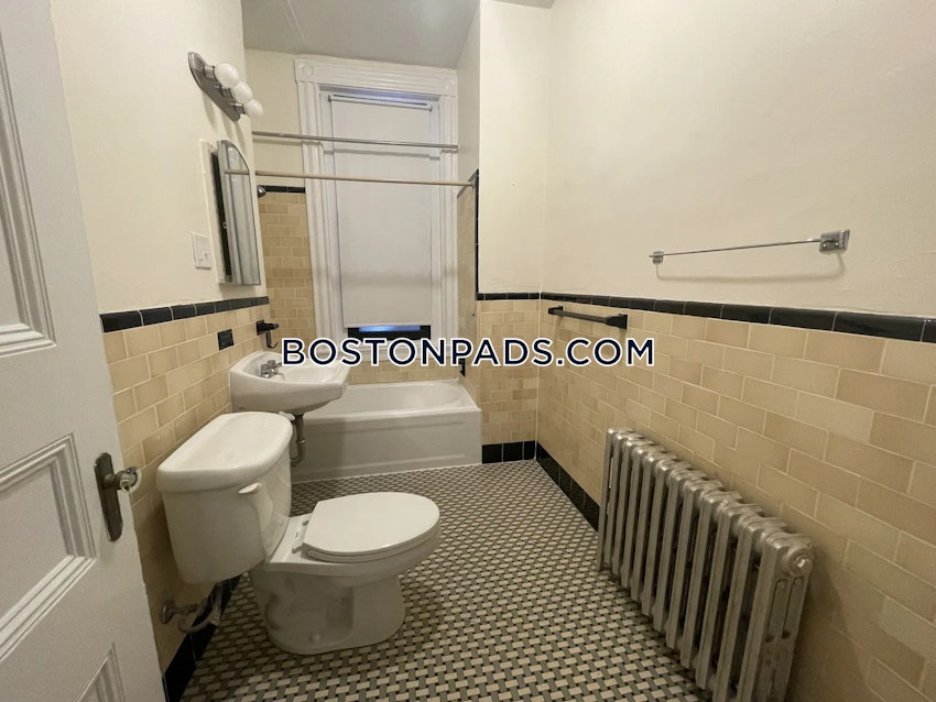 BOSTON - BACK BAY - 1 Bed, 1 Bath - Image 18