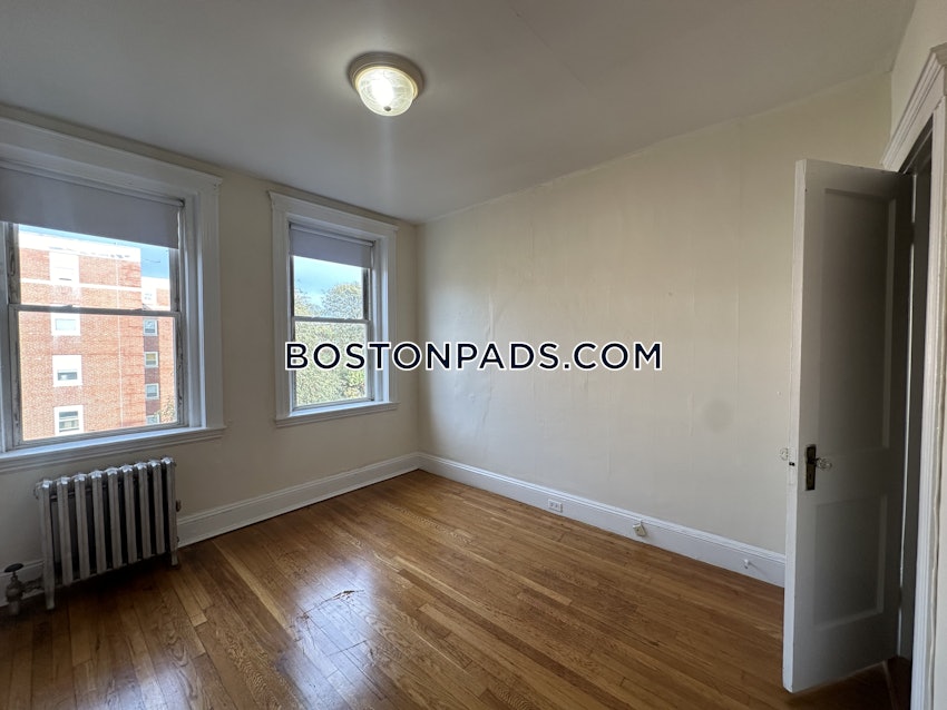 BOSTON - BRIGHTON - BRIGHTON CENTER - 1 Bed, 1 Bath - Image 15