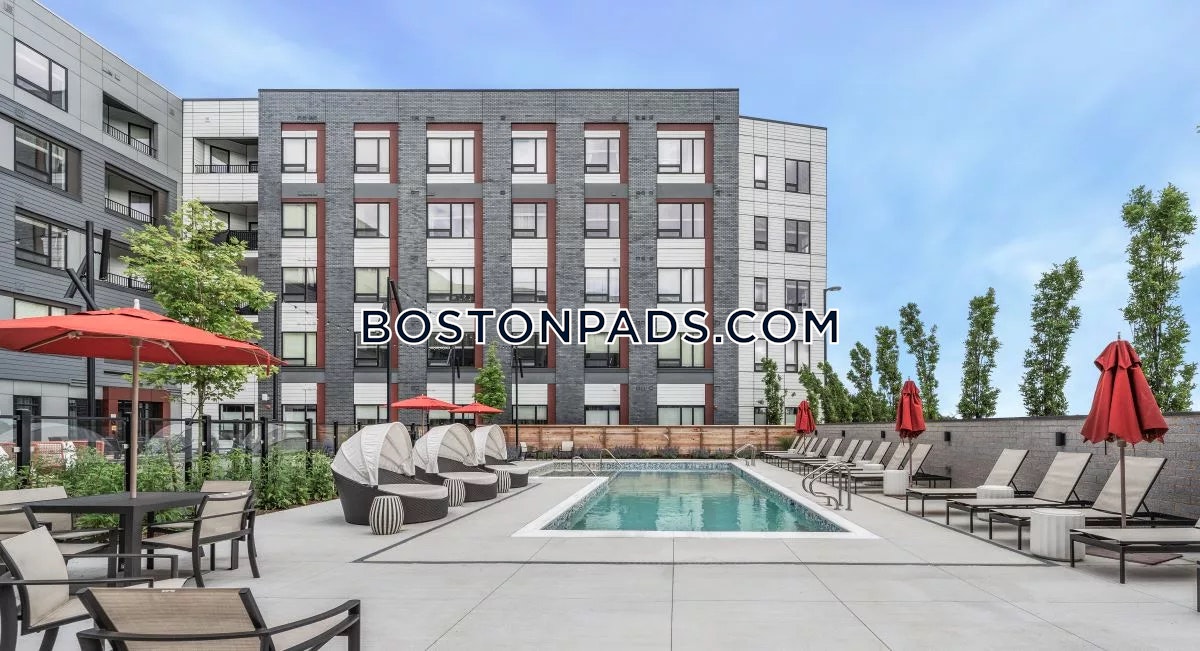 Saugus - 0 Beds, 1 Baths