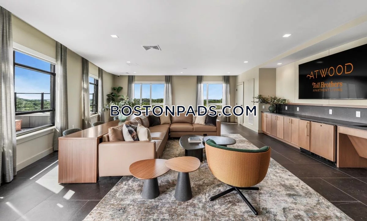 Saugus - 0 Beds, 1 Baths