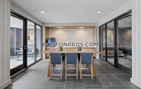 Broadway Saugus photo 21