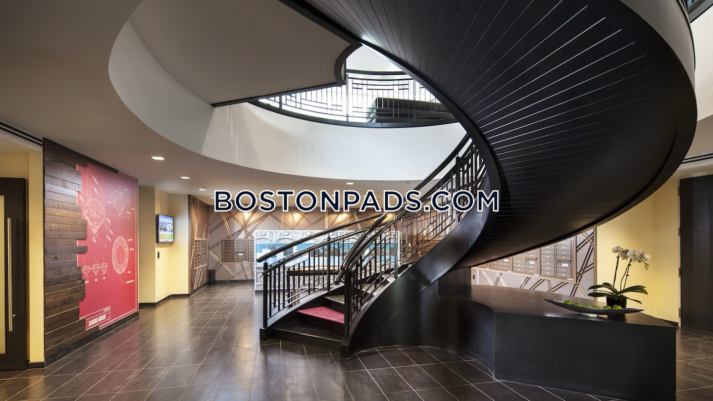 Boston - 3 Beds, 3 Baths