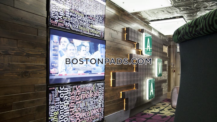 Boylston St., Boston