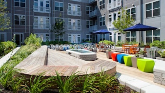 Artisan Way. Somerville