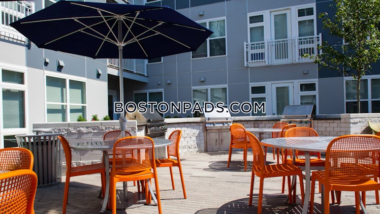 Artisan Way., Somerville