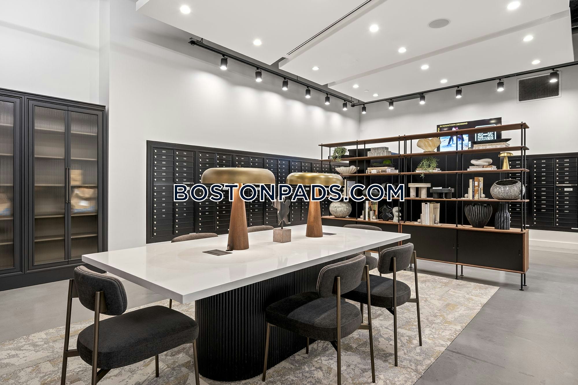 Boston - 2 Beds, 1 Baths