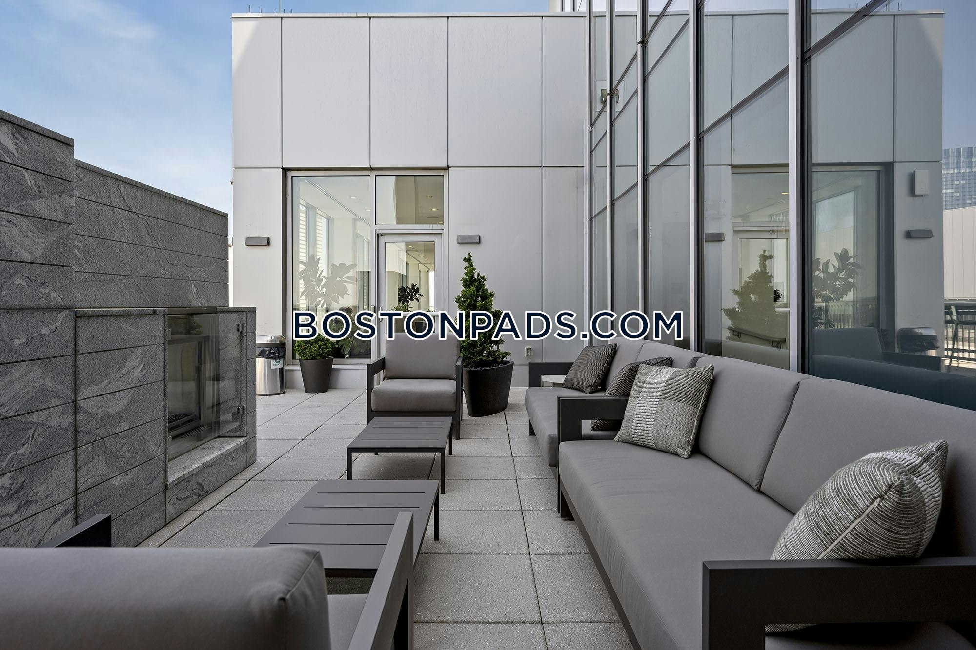 Boston - 0 Beds, 1 Baths