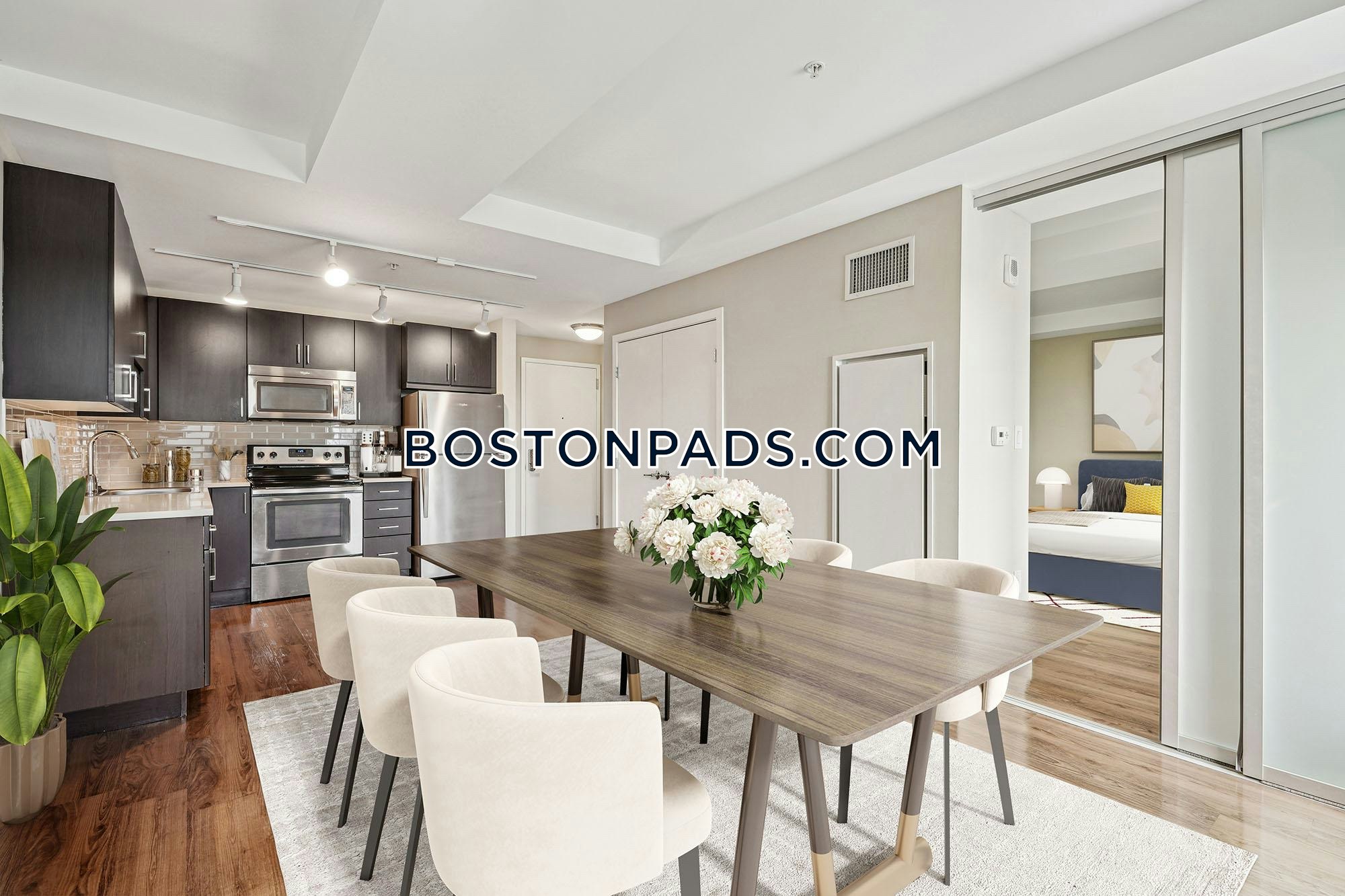 Boston - 0 Beds, 1 Baths
