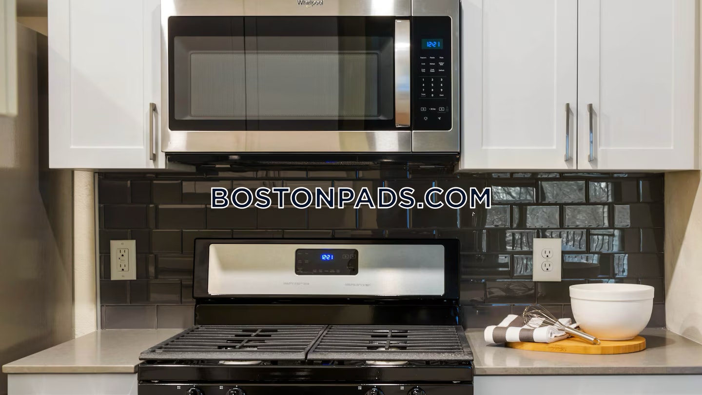 Lexington - 1 Beds, 1 Baths