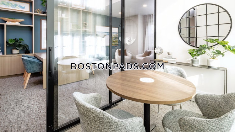 Lexington Ridge Dr., Lexington