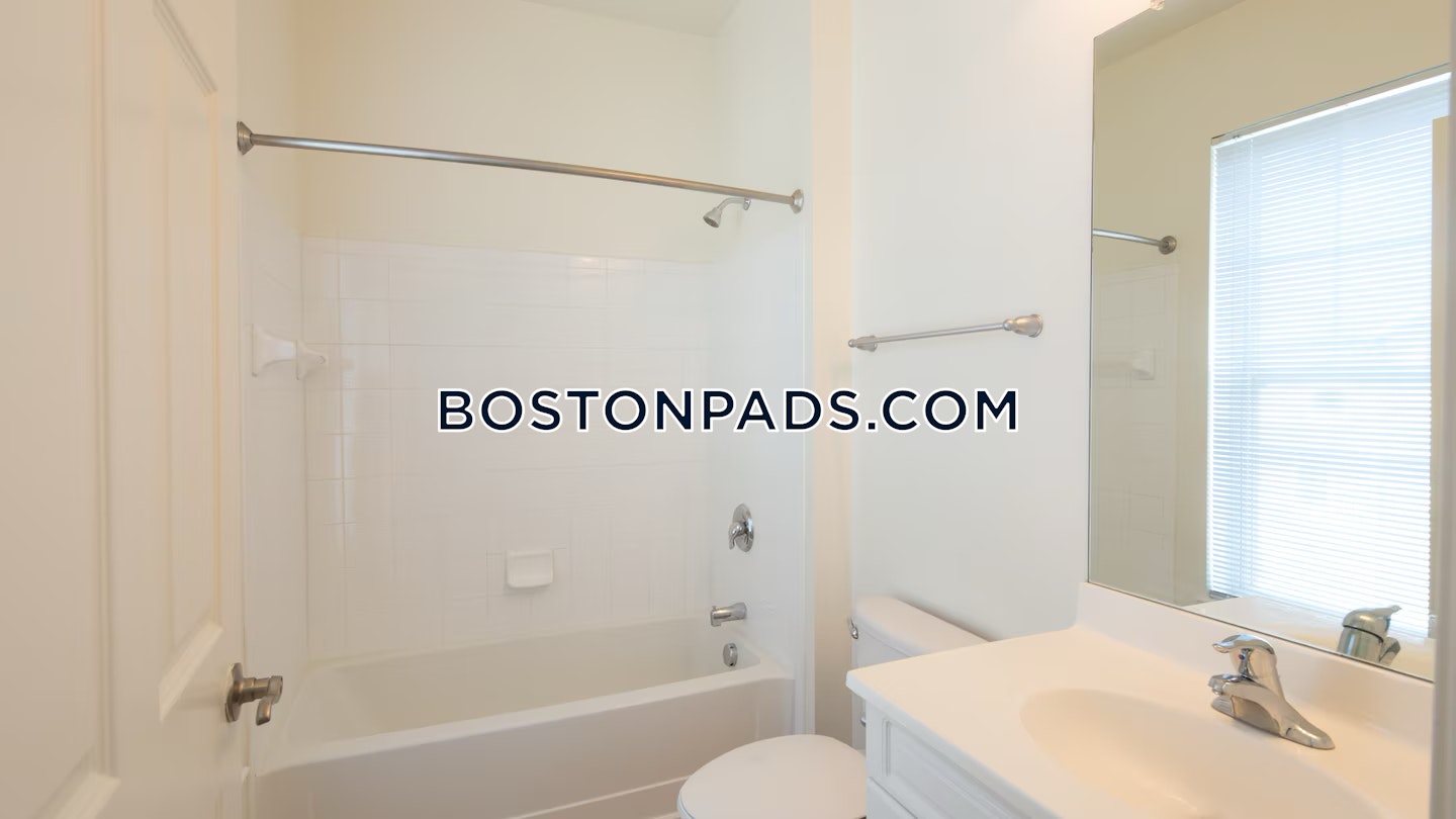 Main Campus Dr. Lexington