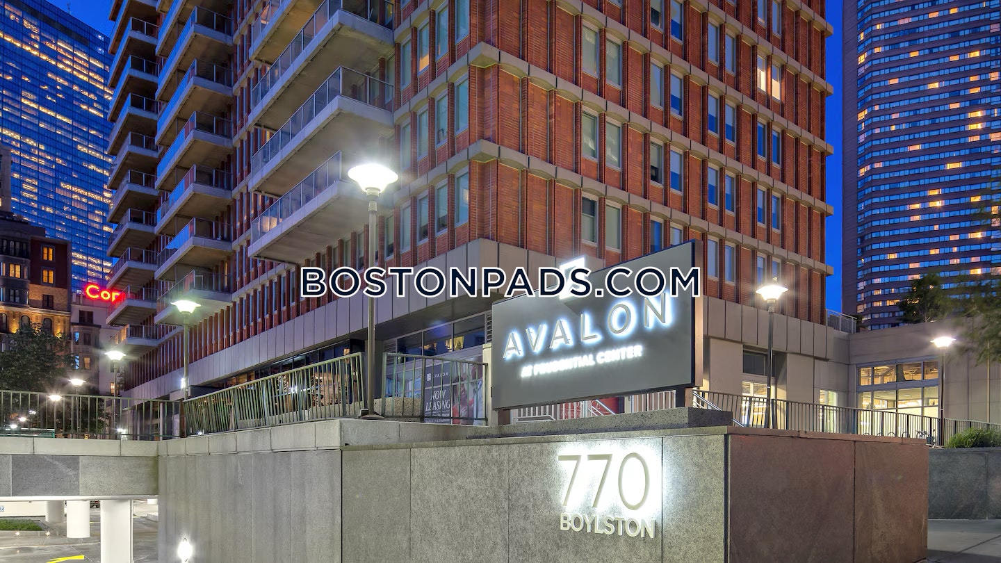 Boston - 1 Beds, 1 Baths