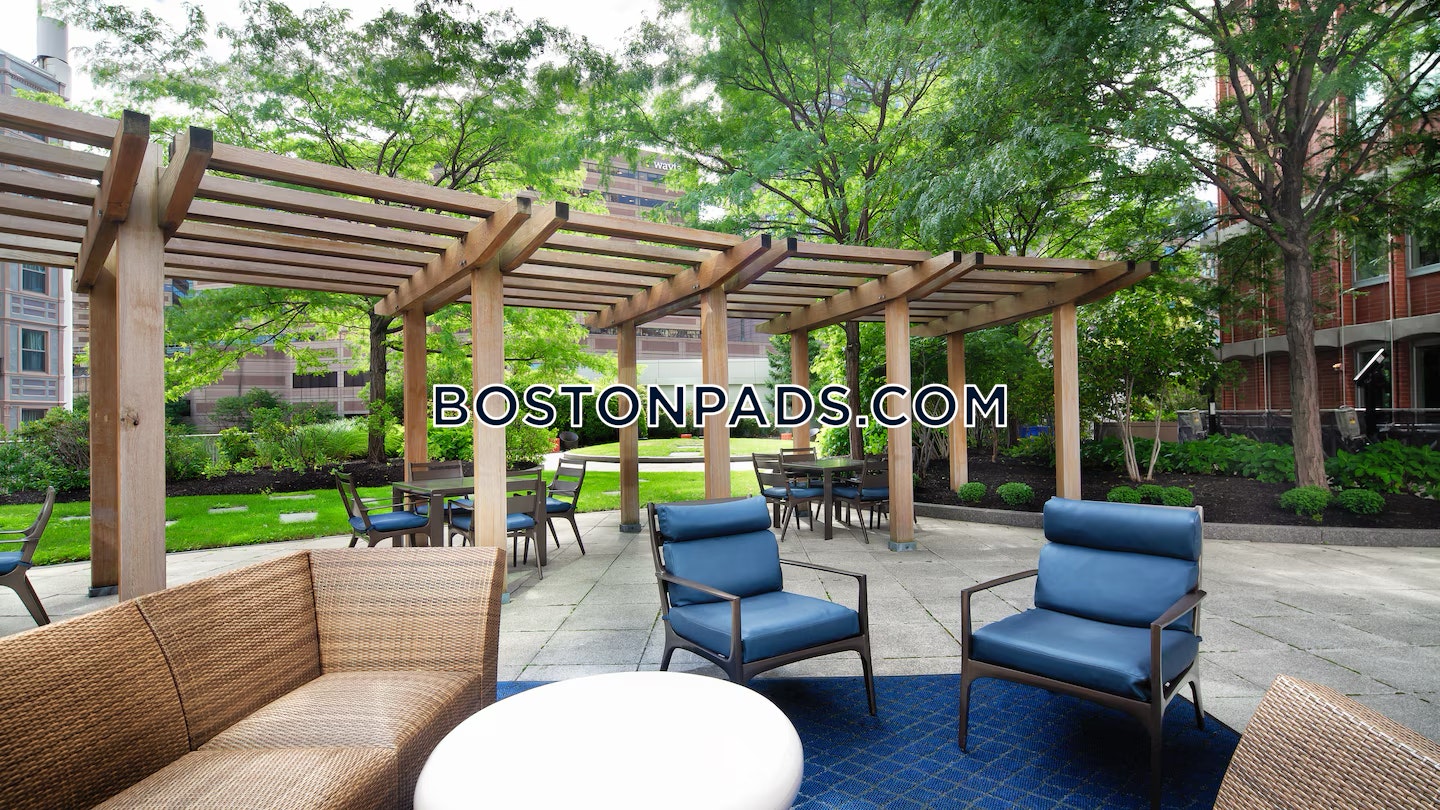 Boston - 1 Beds, 1 Baths