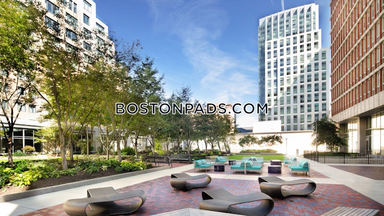 Boylston St., Boston