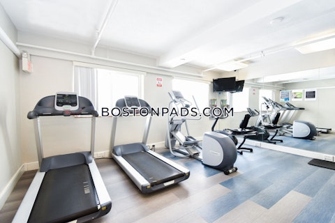 Beacon St. Brookline photo 9