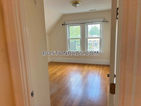 White St. Cambridge photo 4