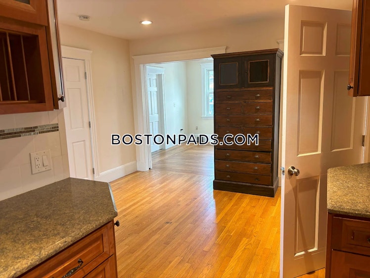 White St., Cambridge