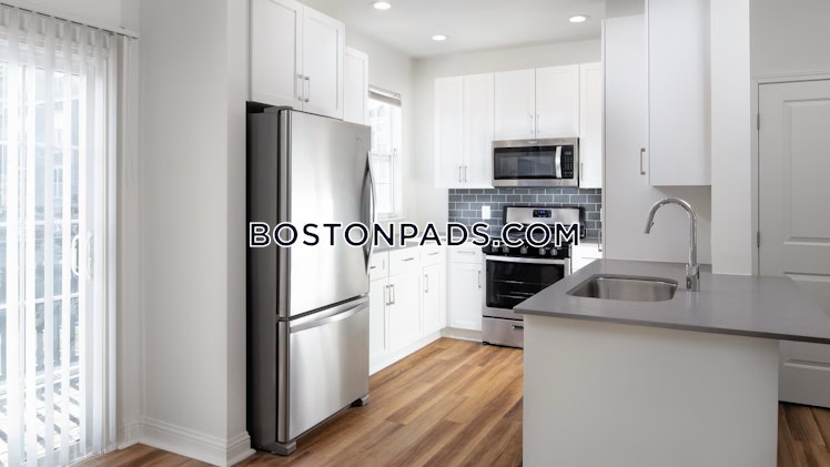 Shipyard Dr., Hingham