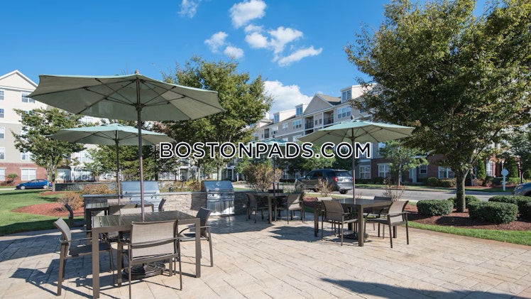 Shipyard Dr., Hingham