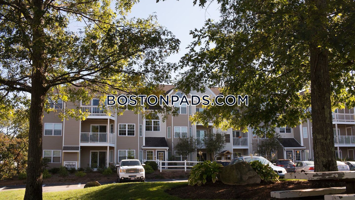 Burlington - 3 Beds, 3 Baths