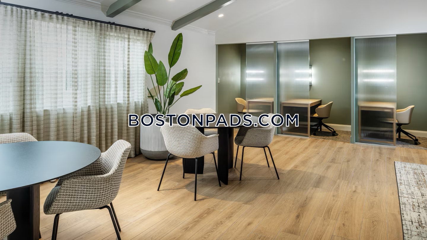 Burlington - 3 Beds, 3 Baths