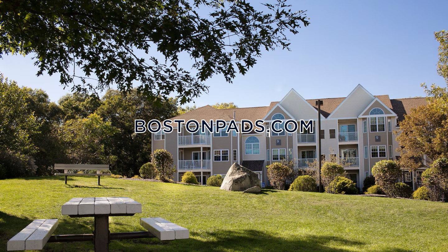 Burlington - 3 Beds, 3 Baths