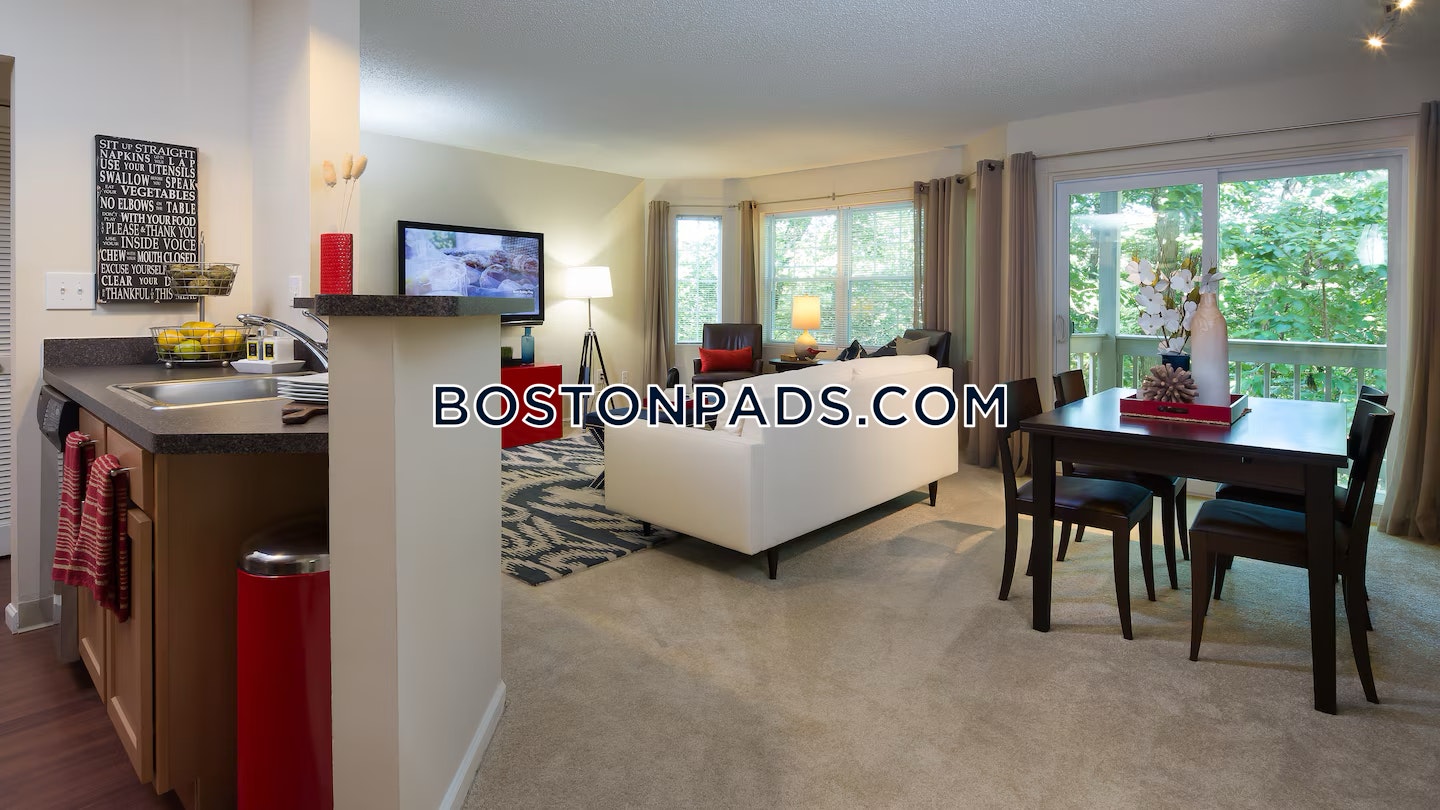 Burlington - 3 Beds, 3 Baths