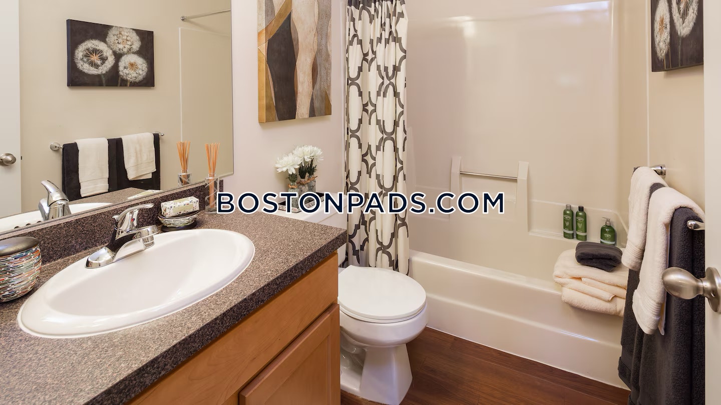 Burlington - 3 Beds, 3 Baths