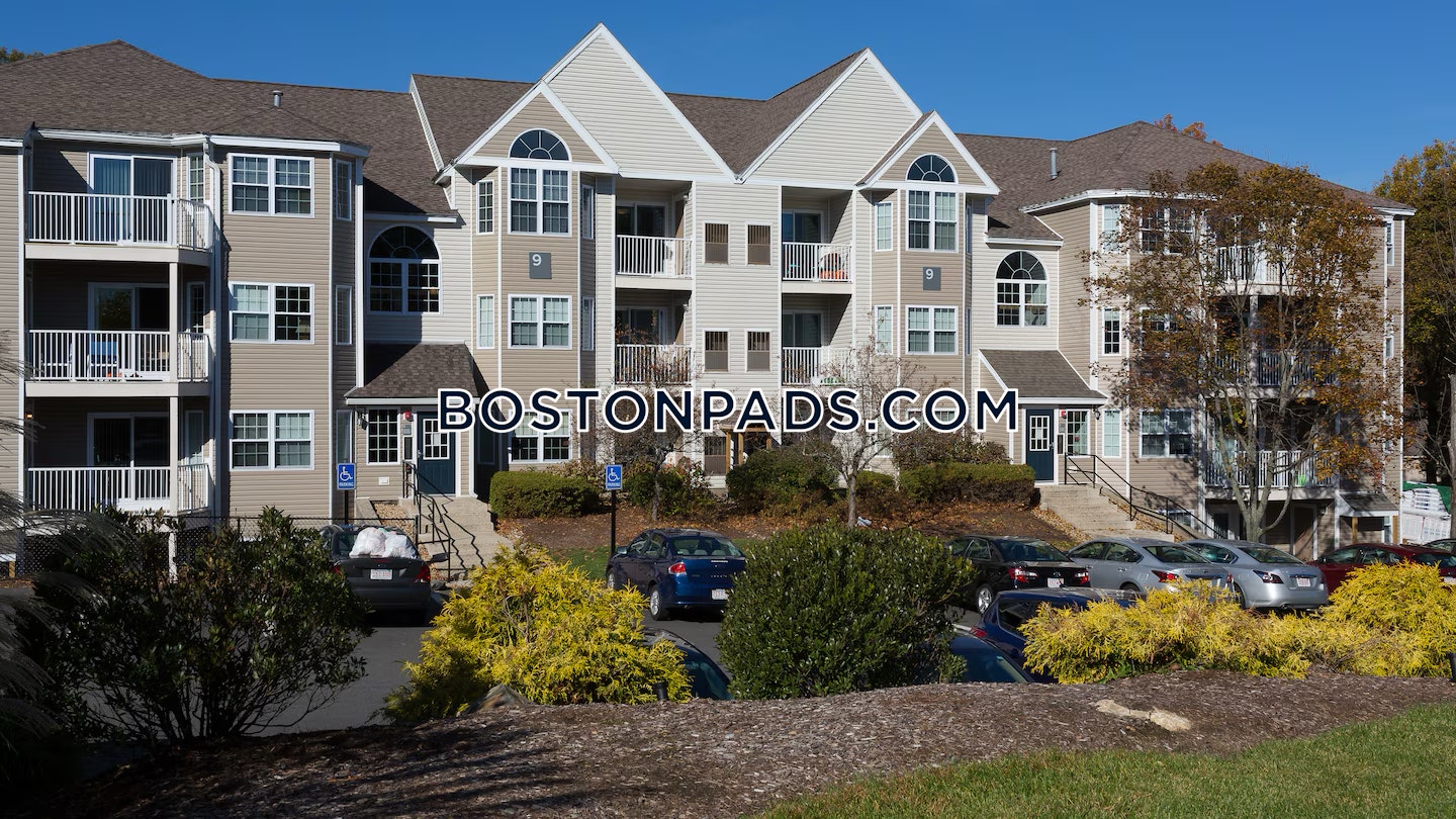 Arboretum Way. Canton