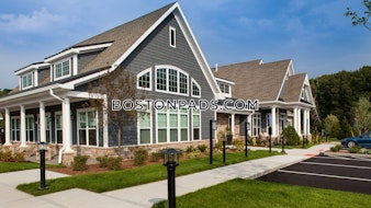 River Path Dr. Framingham