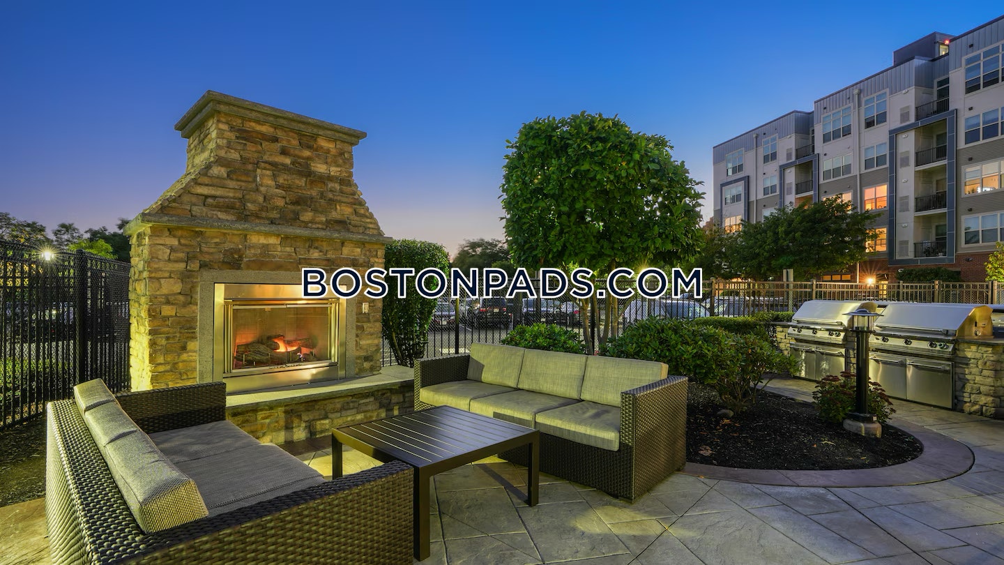 Quincy - 0 Beds, 1 Baths