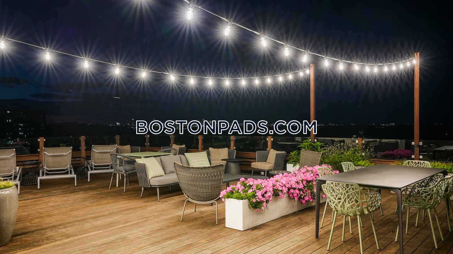 Quincy - 0 Beds, 1 Baths