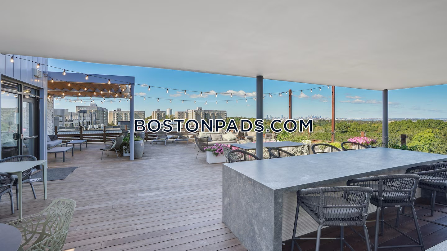 Quincy - 0 Beds, 1 Baths