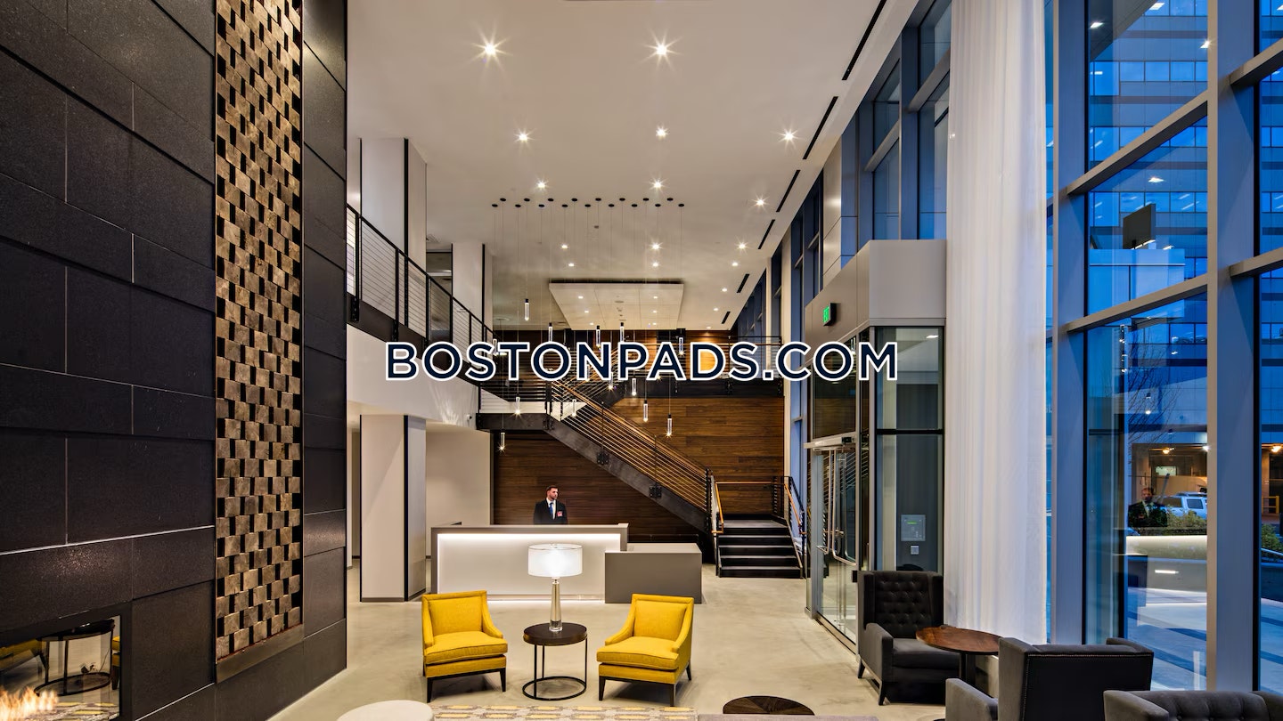 Boston - 0 Beds, 1 Baths