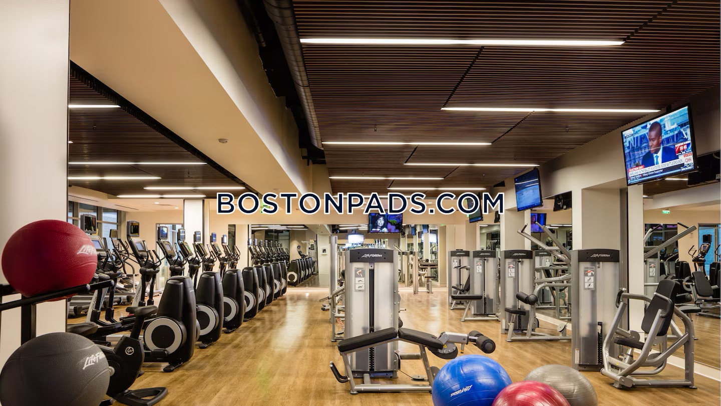 Boston - 0 Beds, 1 Baths