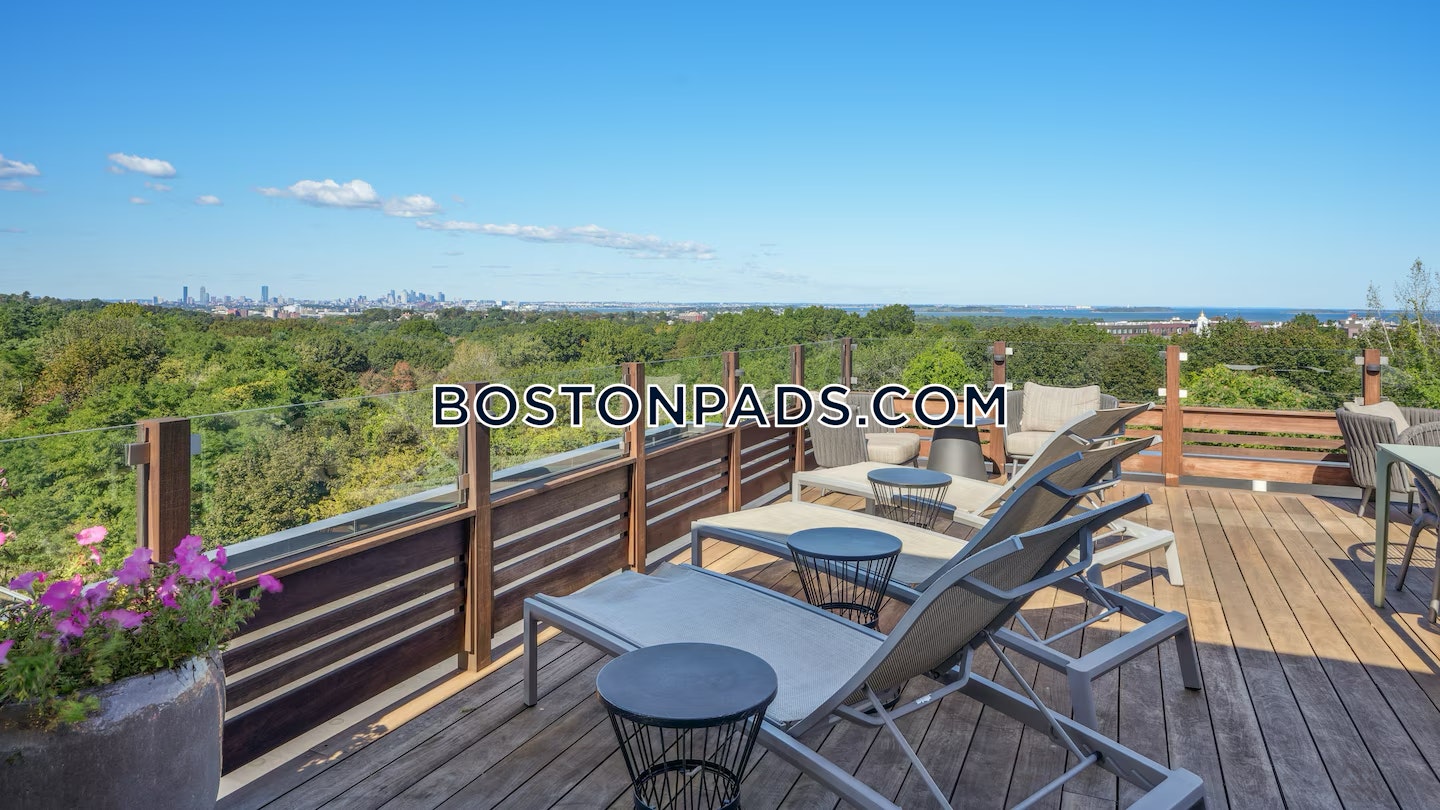 Quincy - 0 Beds, 1 Baths