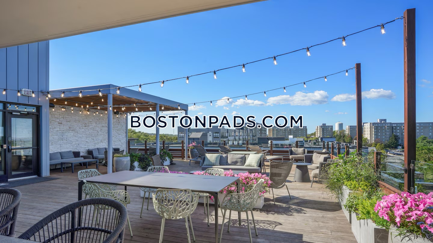 Quincy - 0 Beds, 1 Baths