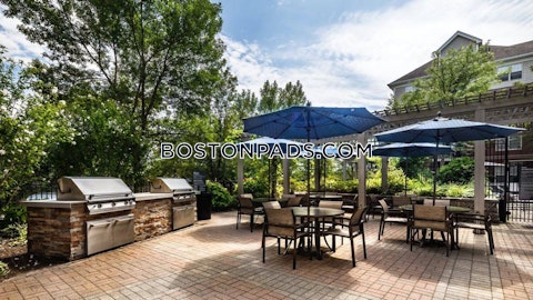 Needham St. Newton photo 17