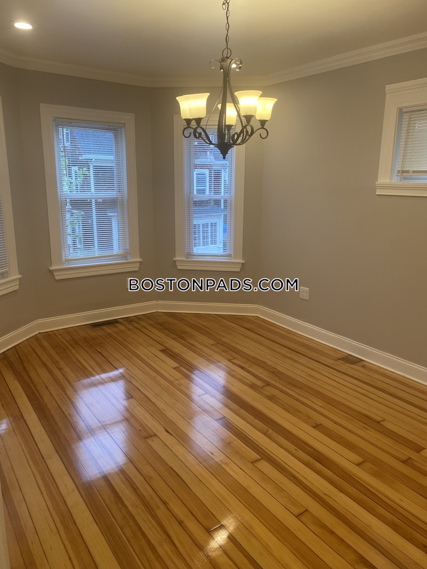 BOSTON - DORCHESTER - UPHAMS CORNER - 4 Beds, 1 Bath - Image 101